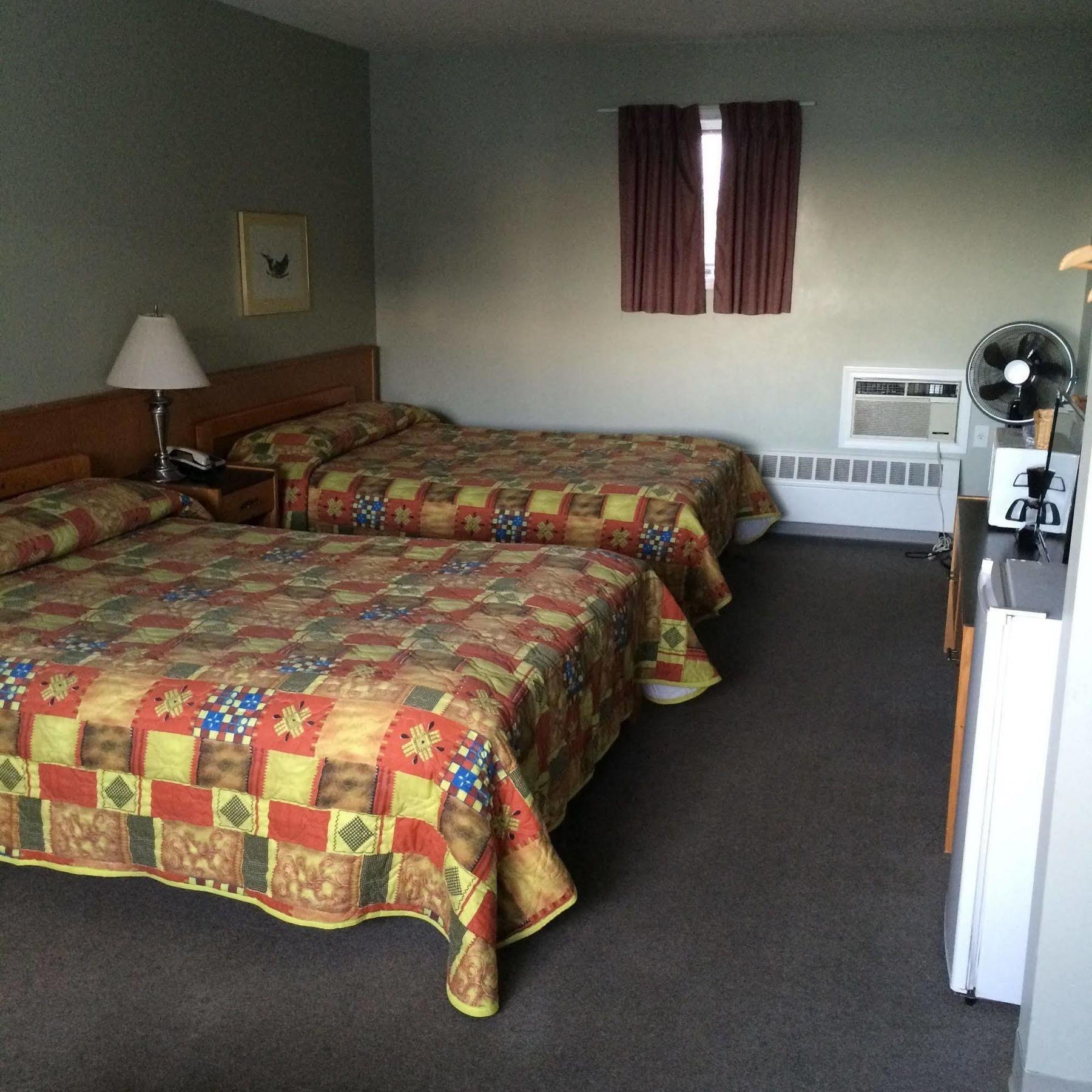 Raccoon Lodge Motel シルバン・レイク エクステリア 写真