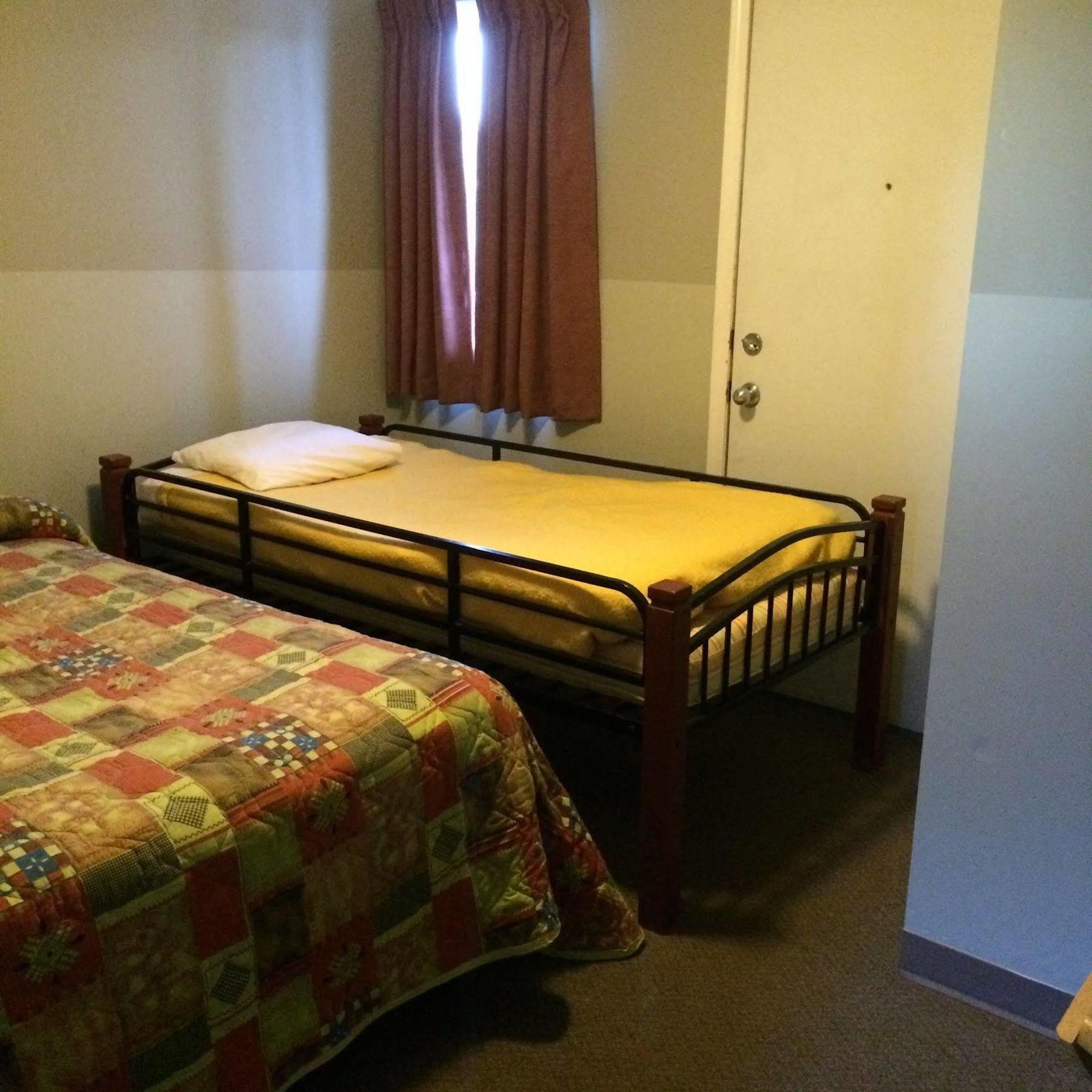 Raccoon Lodge Motel シルバン・レイク エクステリア 写真